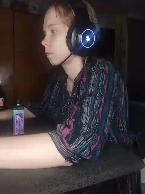 Kisa-malaya Live Sex April 15, 2026