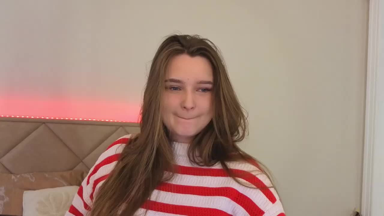 MagikPeachh Live Sex April 15, 2026
