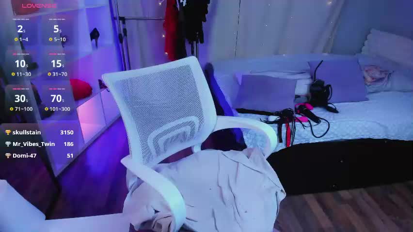 emma_brewn Live Sex April 15, 2026