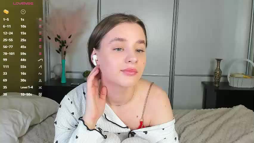 meoww_meows Live Sex April 15, 2026