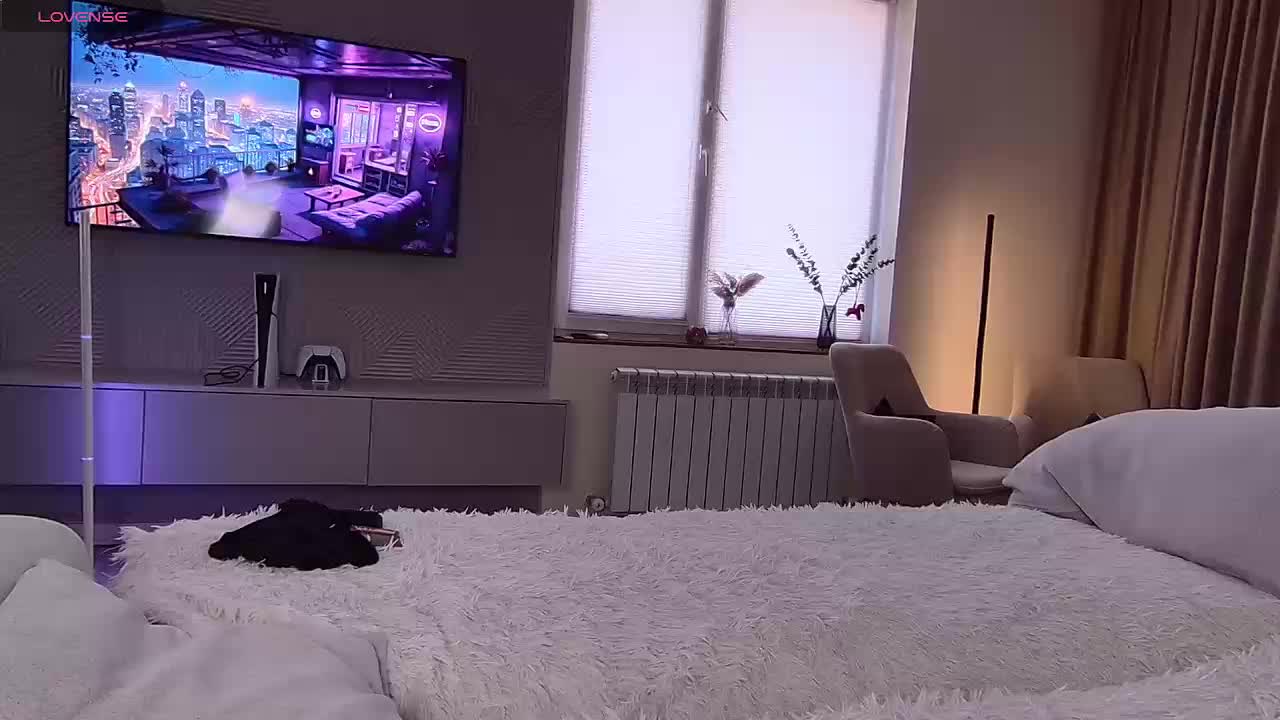 NIKI7377 Live Sex April 15, 2026