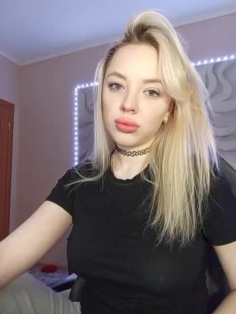LediiFox Live Sex April 15, 2026