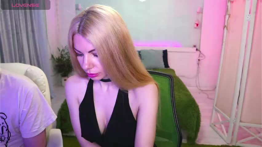 alisaaleks Live Sex April 15, 2026