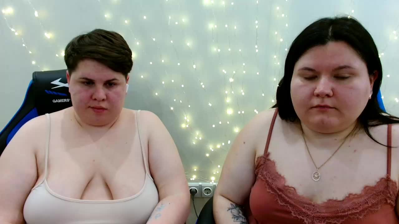 BeckyAndEllen Live Sex April 15, 2026