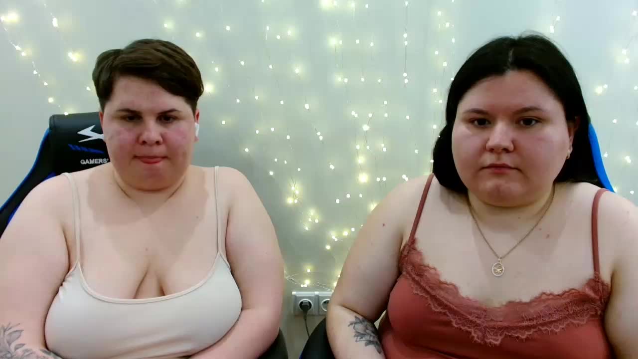 BeckyAndEllen Live Sex April 15, 2026