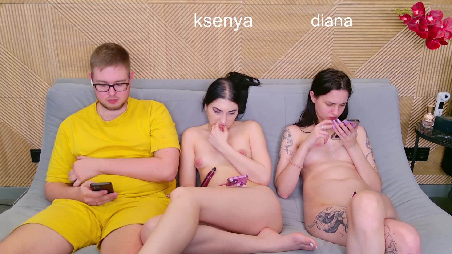 WebcamSlut Live Sex April 15, 2026