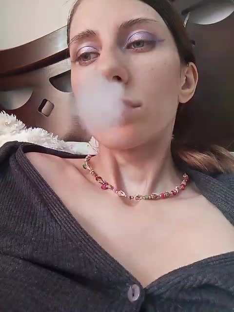 Kitty2044 Live Sex April 16, 2026