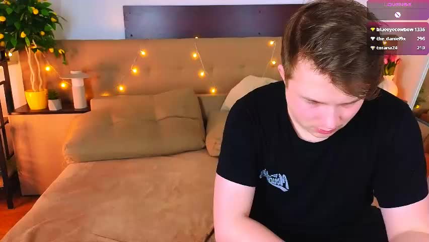 ollistiw Live Sex April 16, 2026