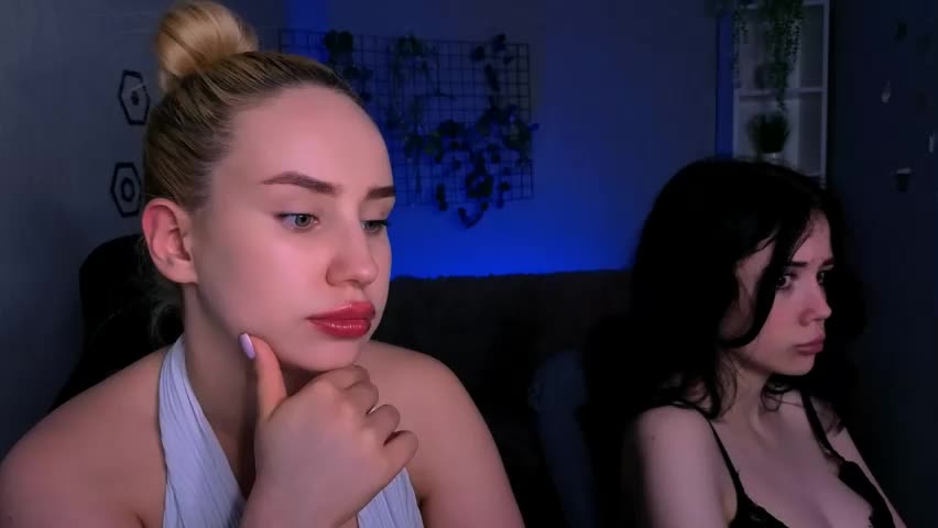 riley_sanders Live Sex April 16, 2026