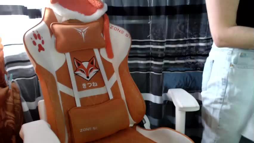 lollifox_1 Live Sex April 16, 2026