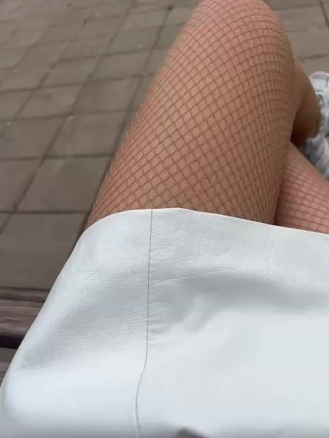 Karolina_Milf Live Sex April 16, 2026