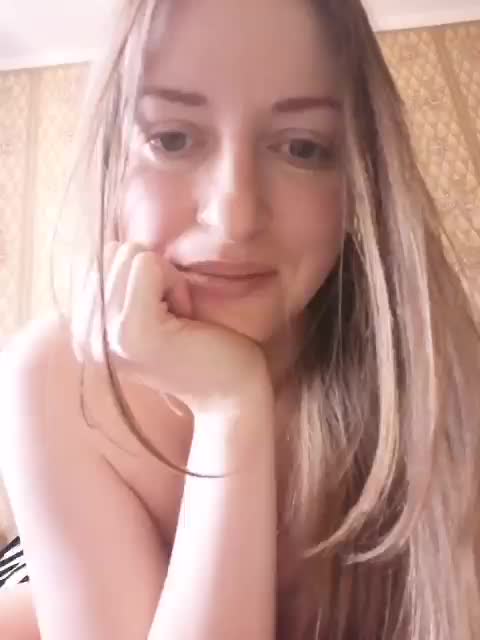 Viktoria-play Live Sex April 16, 2026