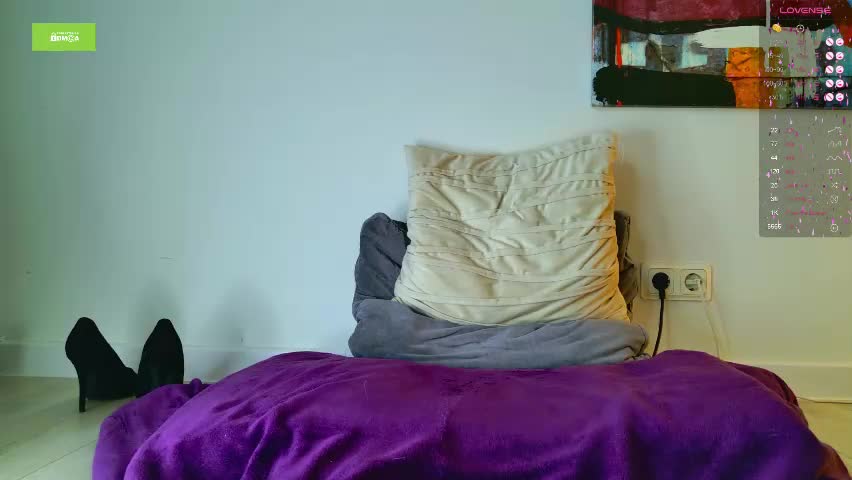 luna_helga Live Sex April 16, 2026