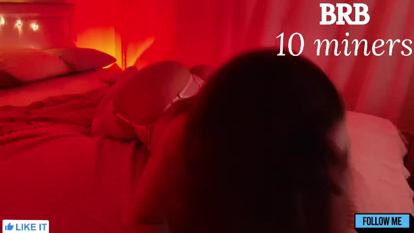 emily_gin Live Sex April 16, 2026