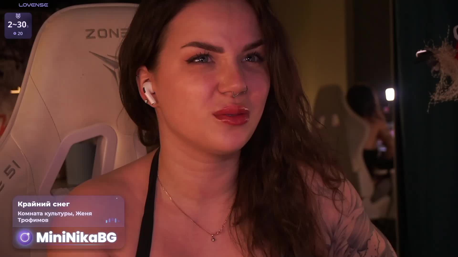 MiniNika Live Sex April 16, 2026