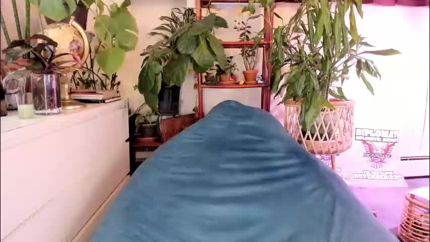 pluto_astrology Live Sex April 16, 2026