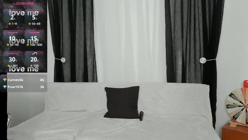 sexy_emeli Live Sex April 16, 2026