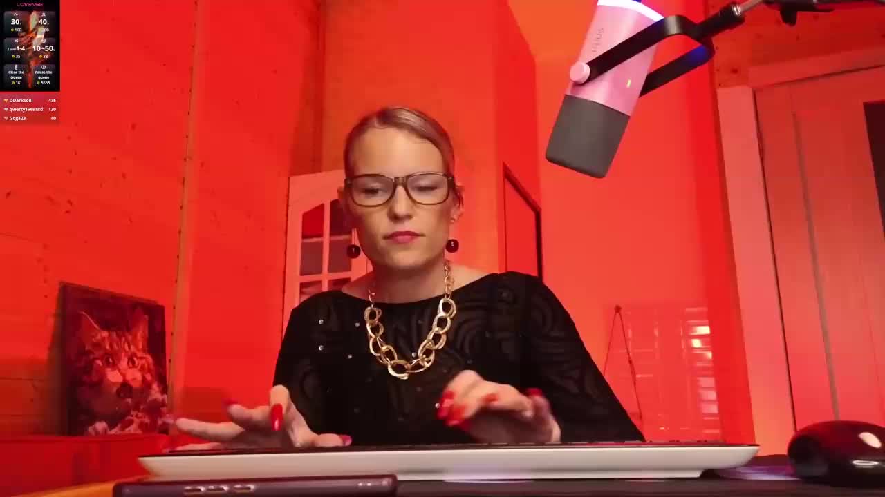 Findom_Lady_Shine Live Sex April 16, 2026