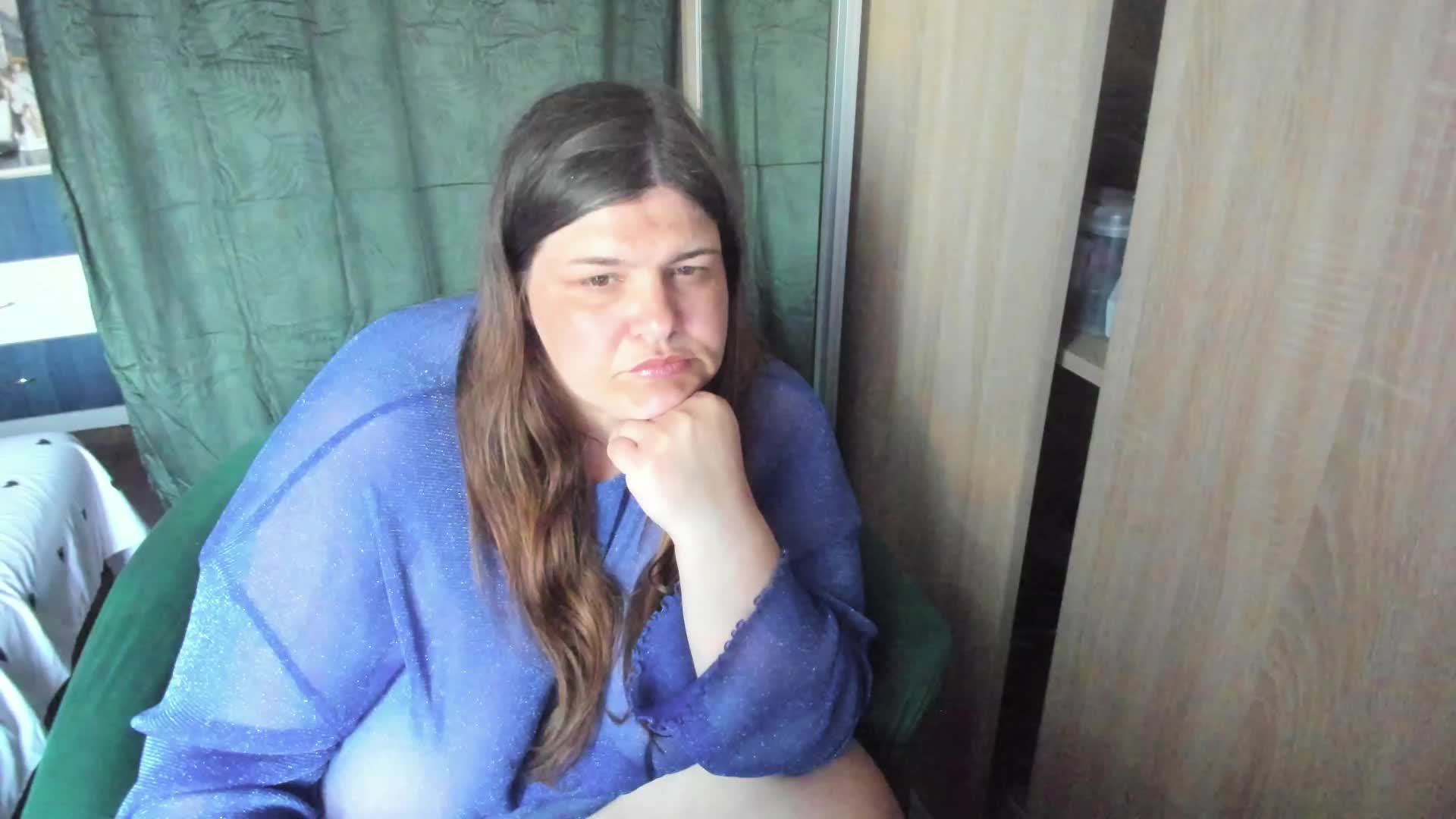 Ionysexylips69 Live Sex April 16, 2026