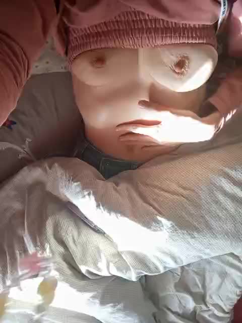 Kitty2044 Live Sex April 16, 2026