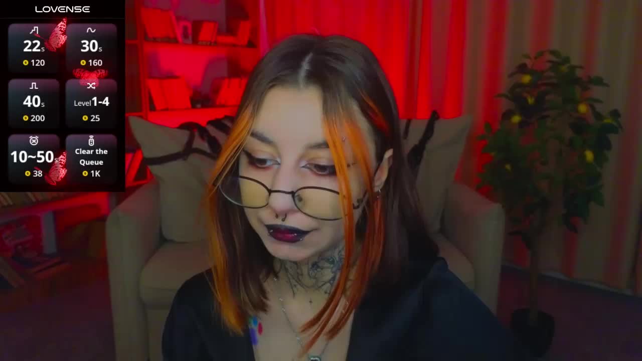 MistressMarcelline Live Sex April 16, 2026