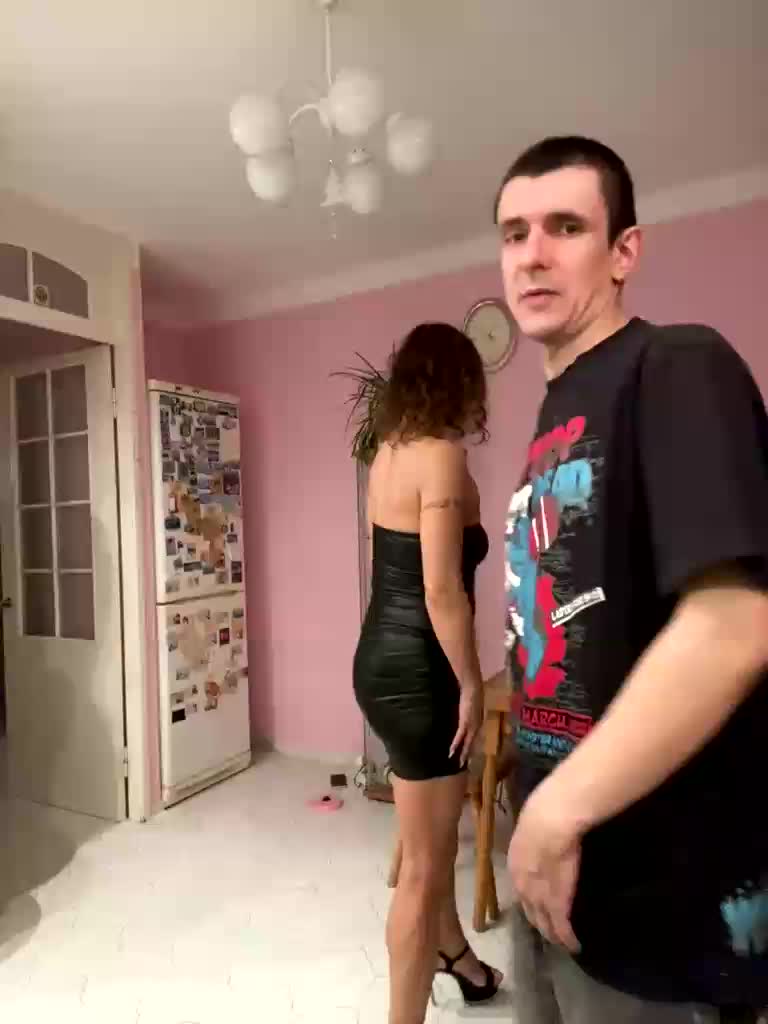Easy-Li Live Sex April 16, 2026