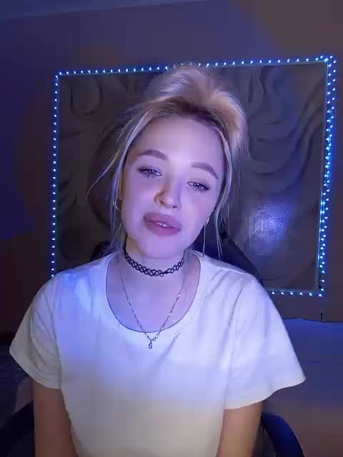 LediiFox Live Sex April 16, 2026