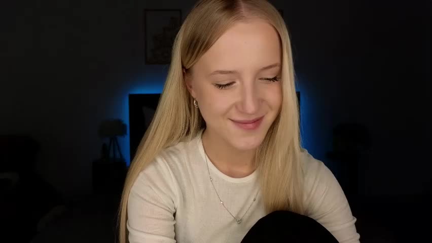 adele_armas Live Sex April 16, 2026