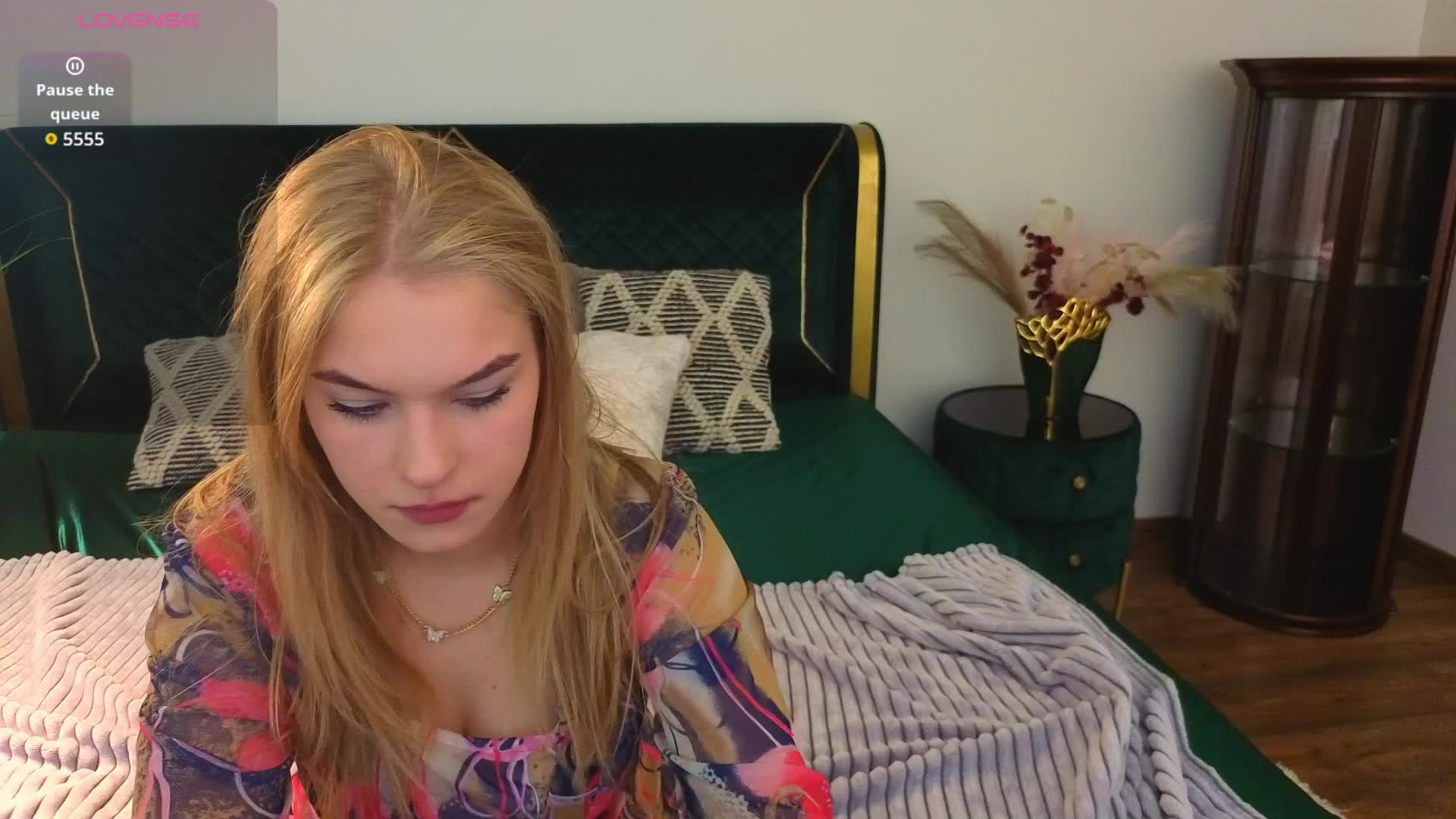 AlinaLemon Live Sex April 16, 2026