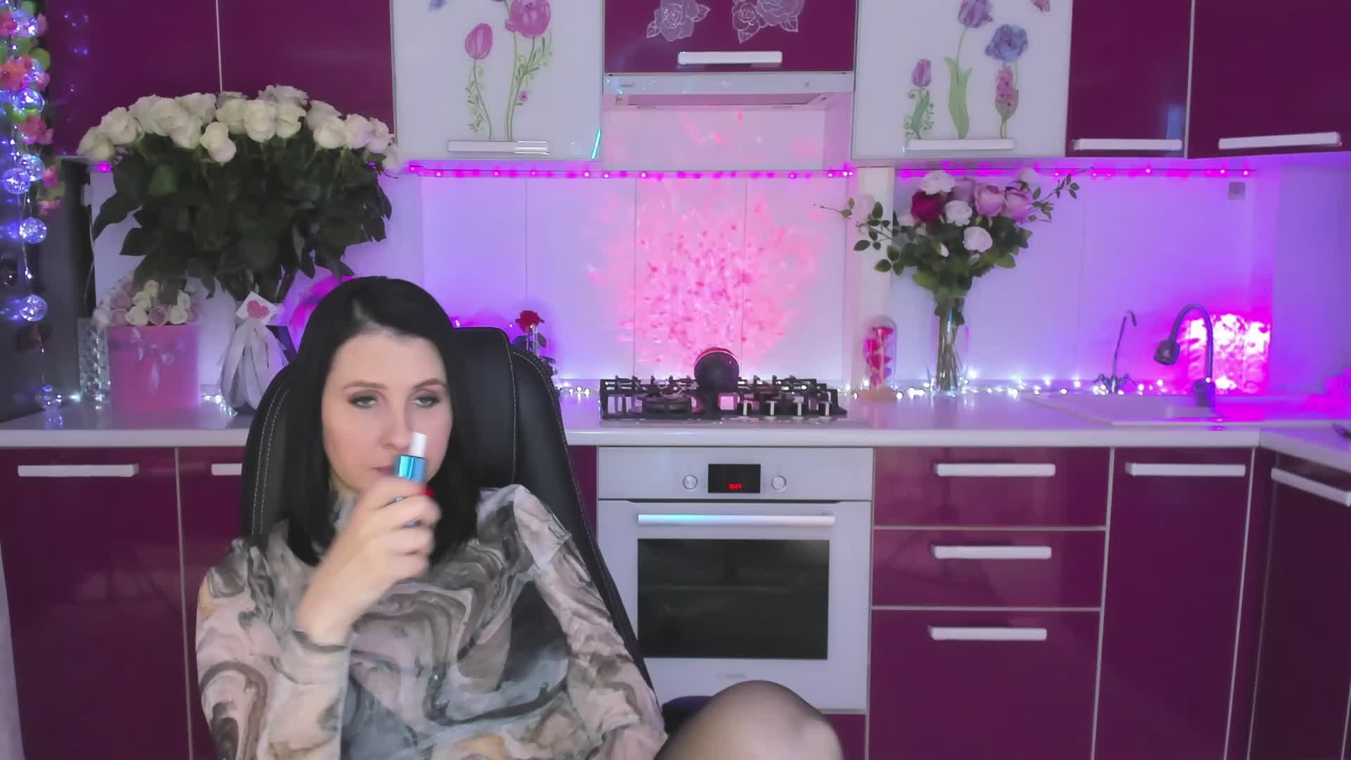 Olivija2020 Live Sex April 16, 2026