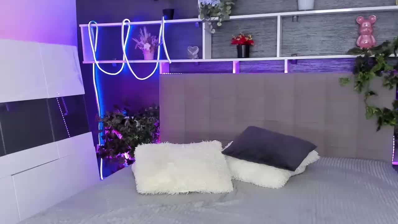 ChristyBrooks Live Sex April 16, 2026