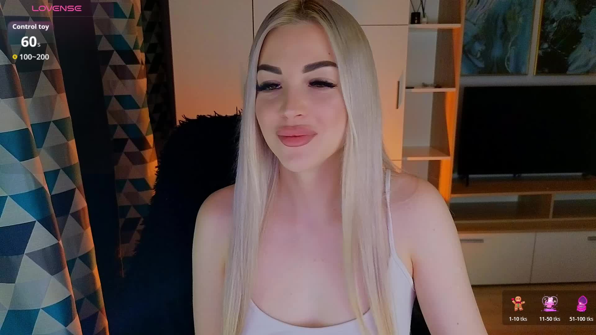 MilanaOmgReal Live Sex April 17, 2026