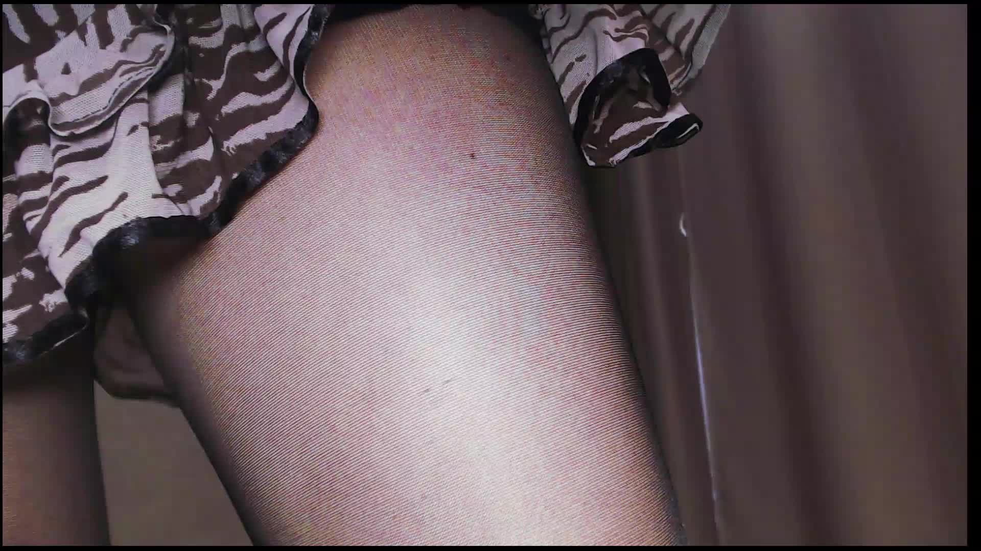 Va-len-cia Live Sex April 17, 2026