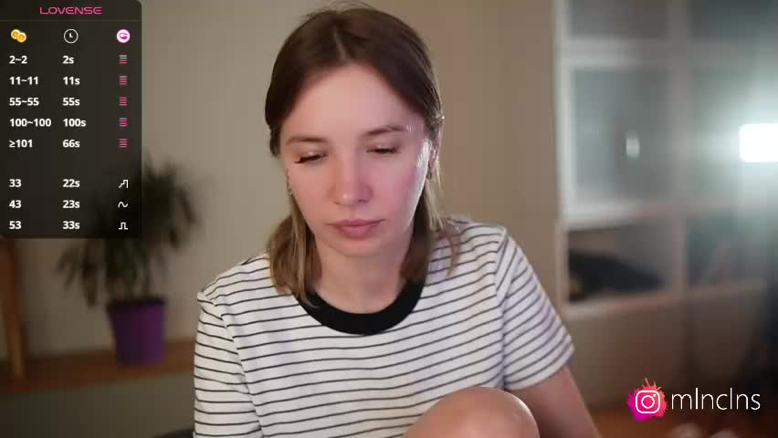 mel_collins Live Sex April 17, 2026