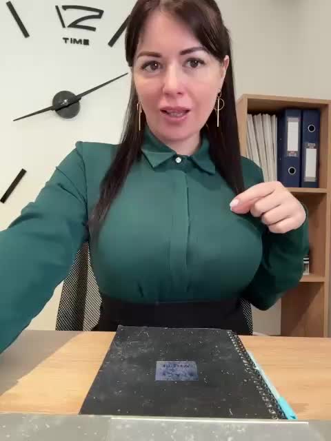 Fox_Black Live Sex April 17, 2026