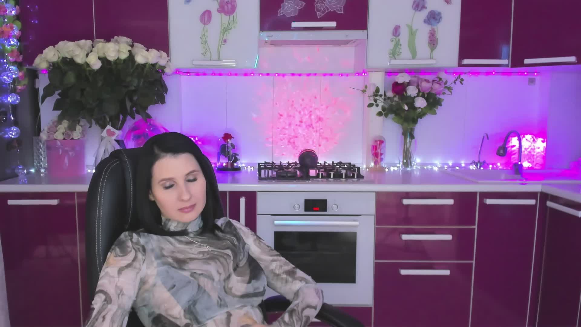 Olivija2020 Live Sex April 17, 2026