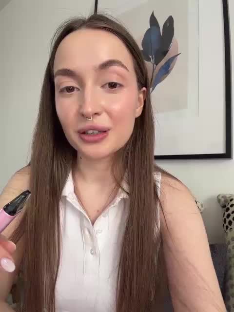 ChloeMeow Live Sex April 17, 2026