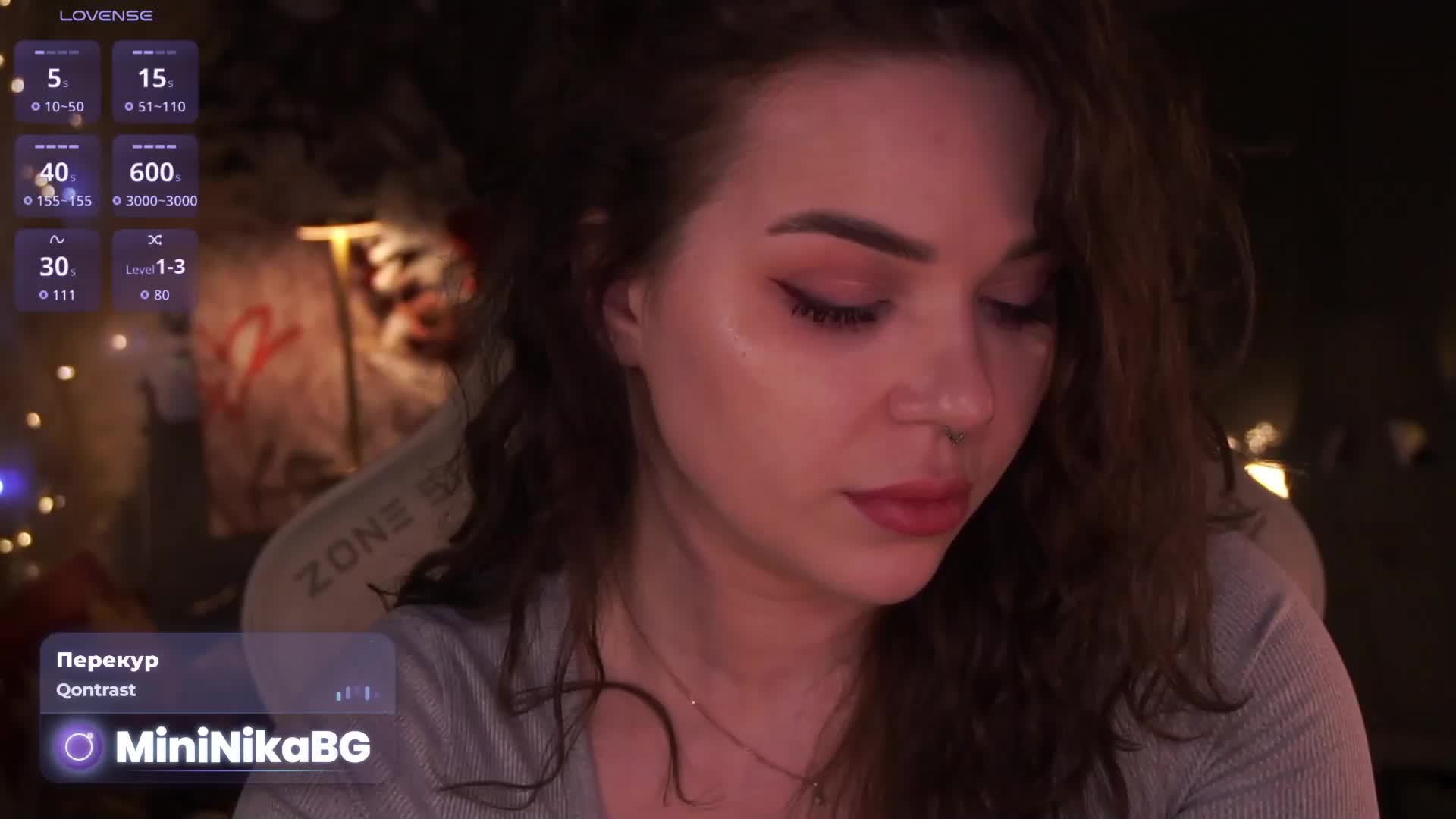 MiniNika Live Sex April 17, 2026