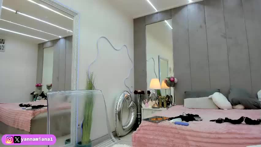 yana_miana Live Sex April 17, 2026