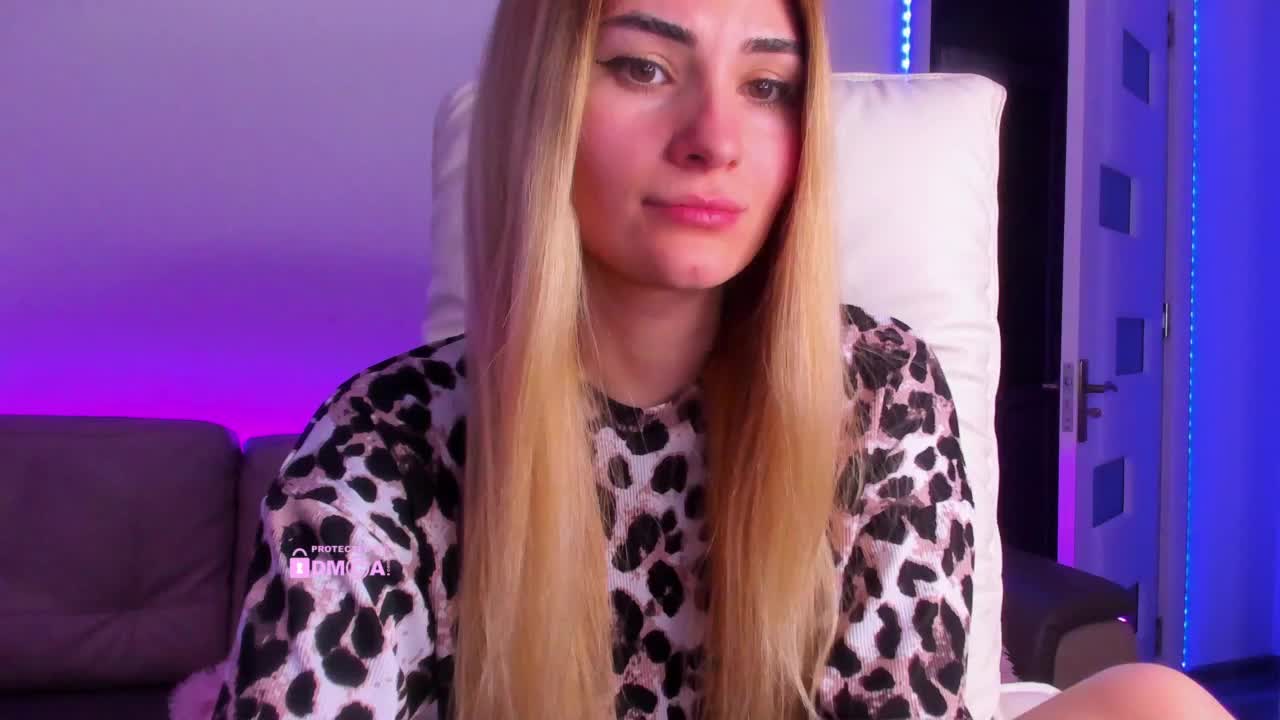 Lynx Live Sex April 17, 2026