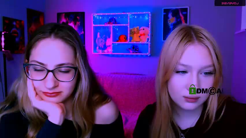 playful_sophie Live Sex April 17, 2026