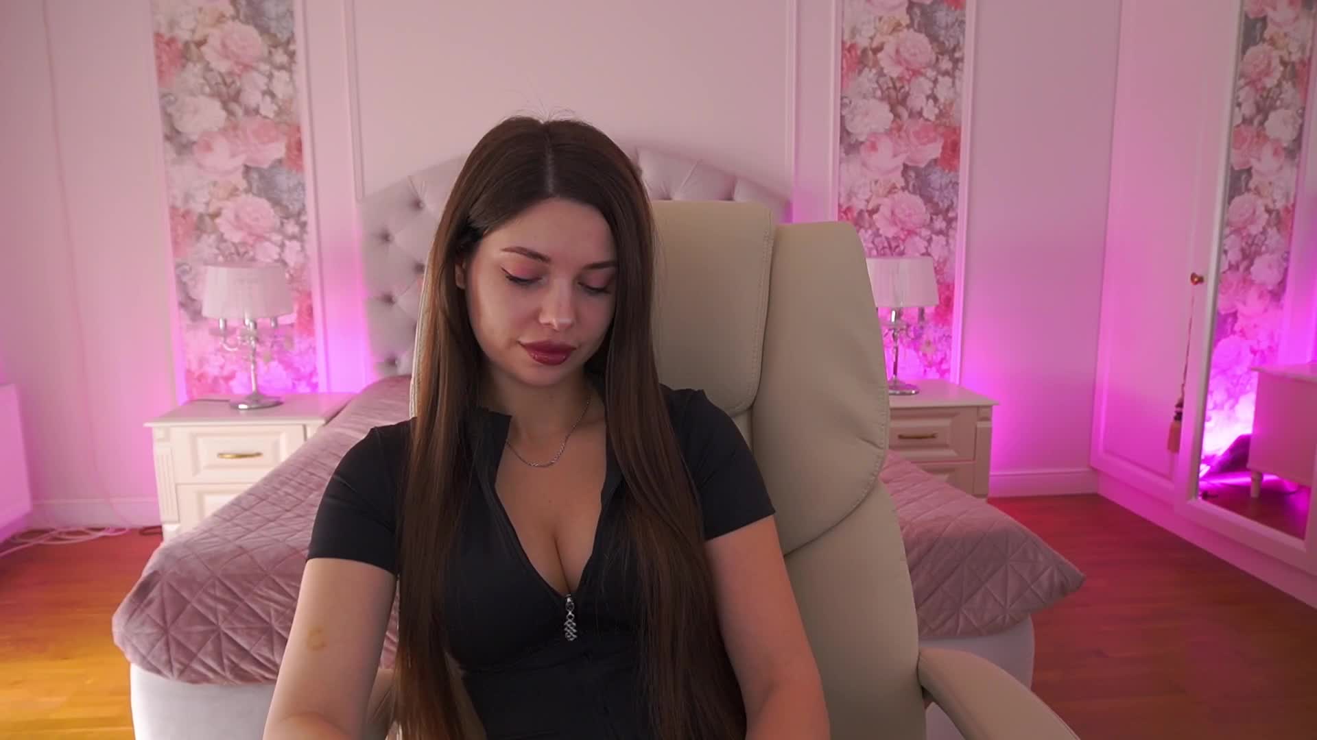 MilleJoy Live Sex April 17, 2026
