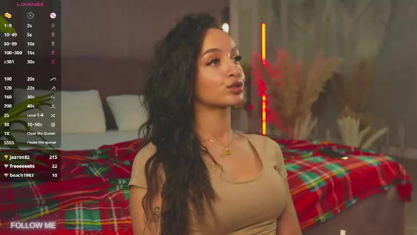 lolly_neal Live Sex April 17, 2026