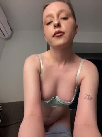 PeachPie Live Sex April 17, 2026