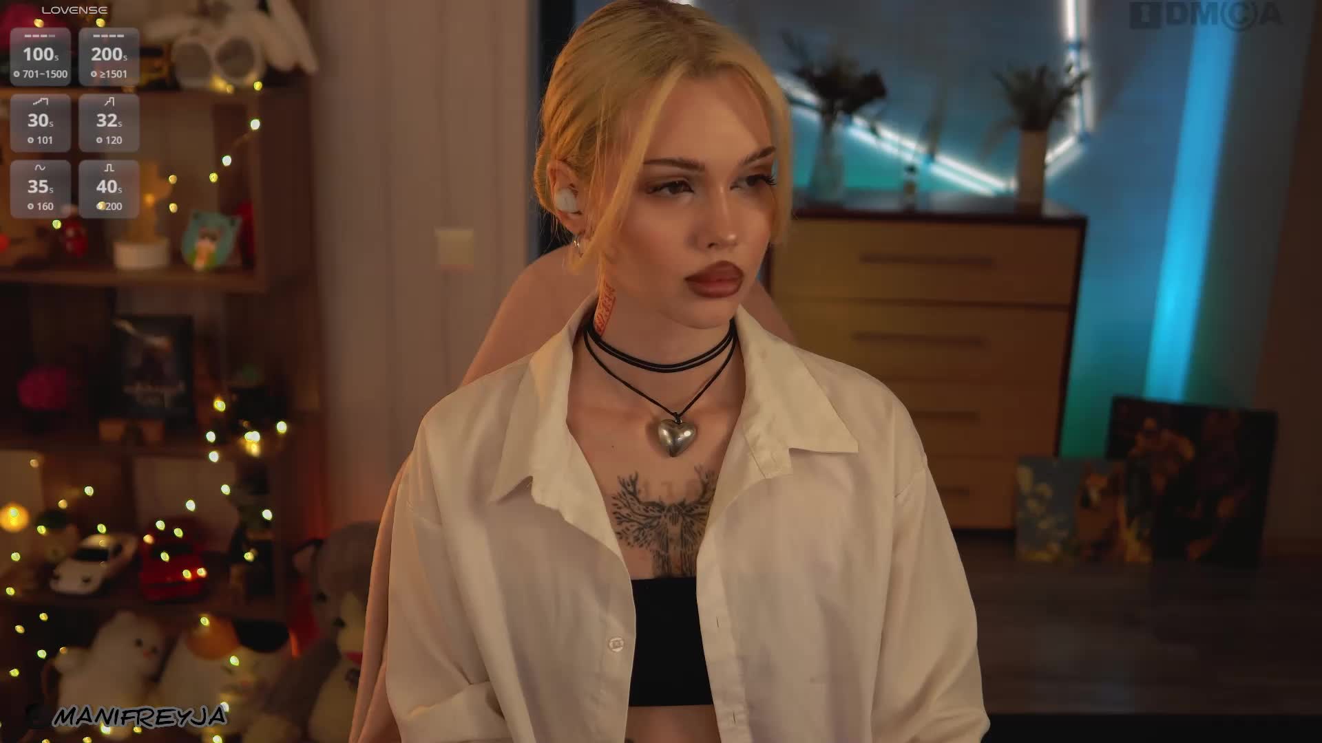 ManiFreyja Live Sex April 17, 2026