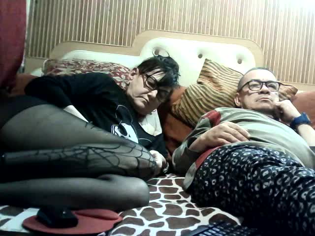 coupleofcoolx Live Sex April 17, 2026