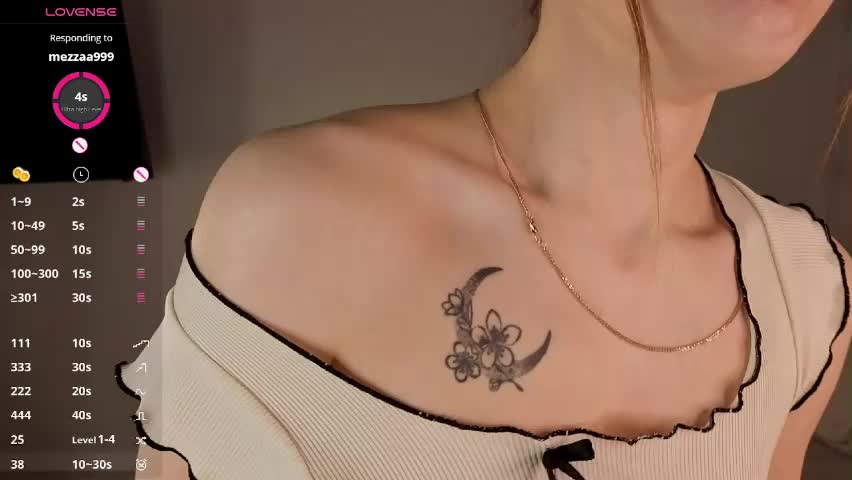 emilyhewell Live Sex April 17, 2026