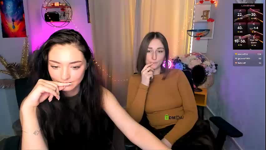 miki_nikki Live Sex April 17, 2026