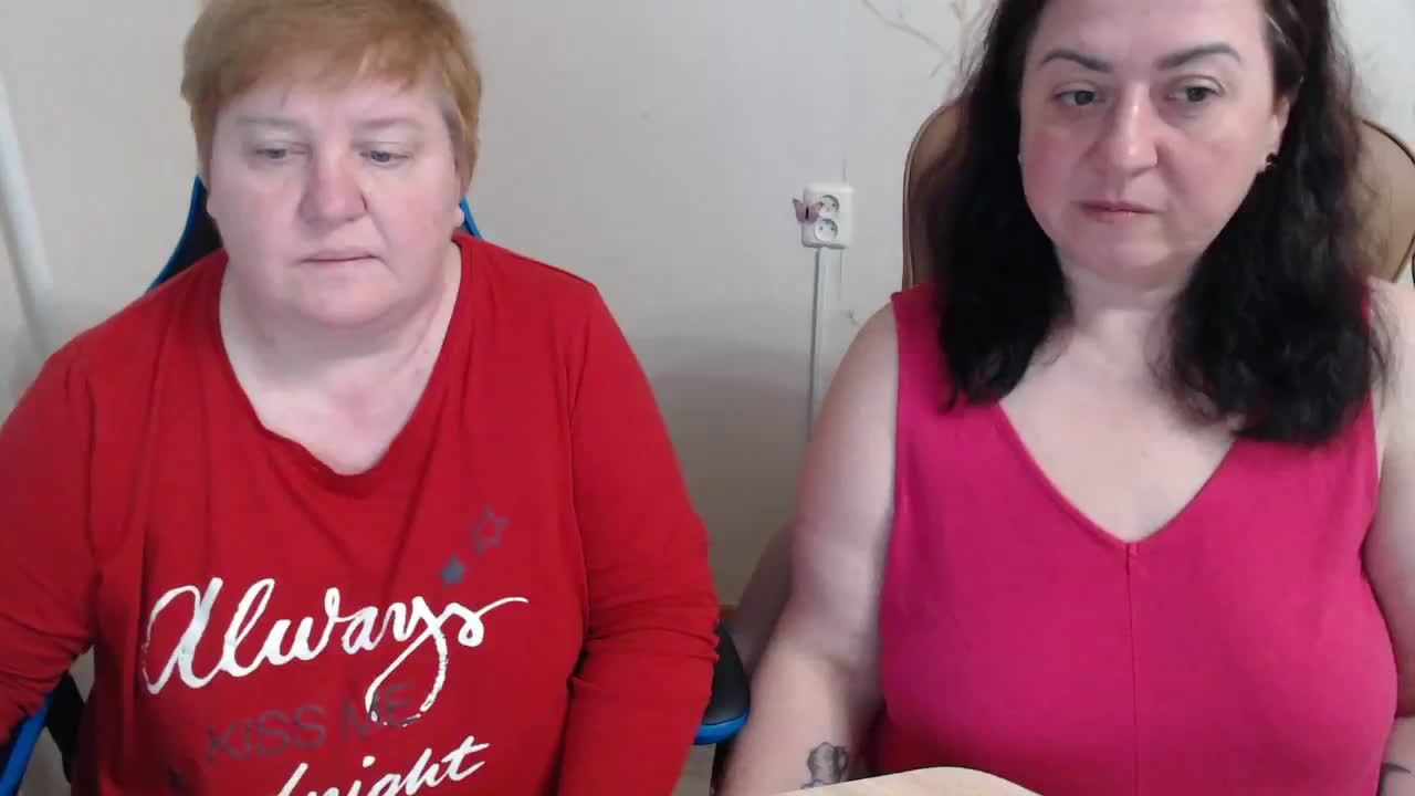 XMollyJaneEX Live Sex April 17, 2026
