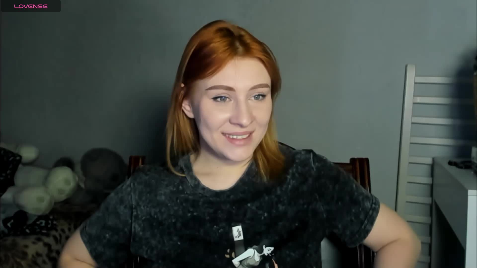 RedheadDevil Live Sex April 17, 2026